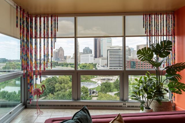 1 Miranova Place, 1130, Columbus, OH 43215