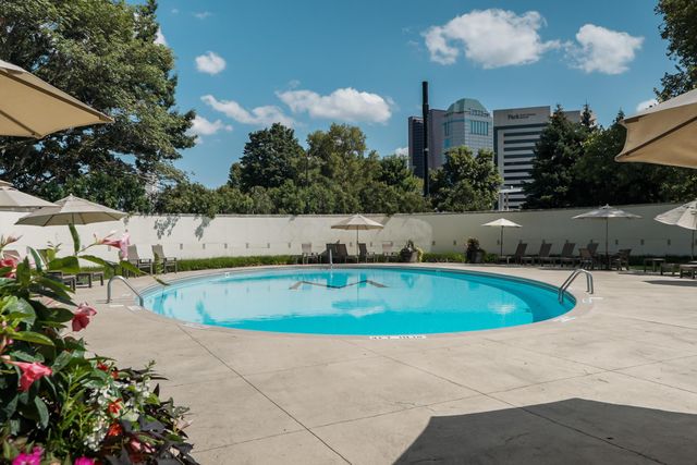 1 Miranova Place, 1130, Columbus, OH 43215