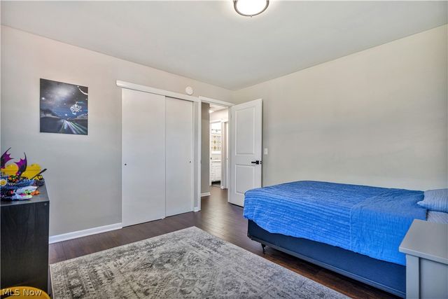 605 Briar Avenue NE, North Canton, OH 44720