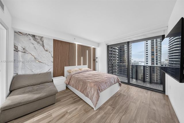 801 S Miami Avenue 3010, Miami, FL 33130