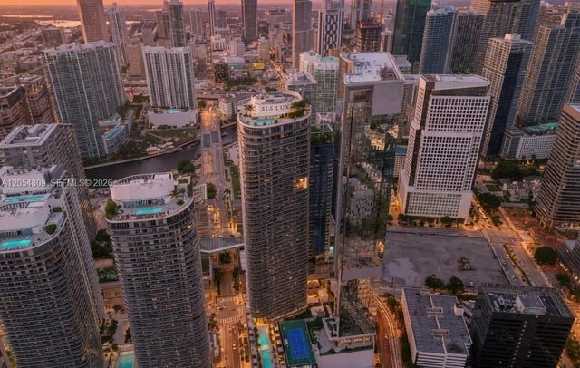 801 S Miami Avenue 3010, Miami, FL 33130