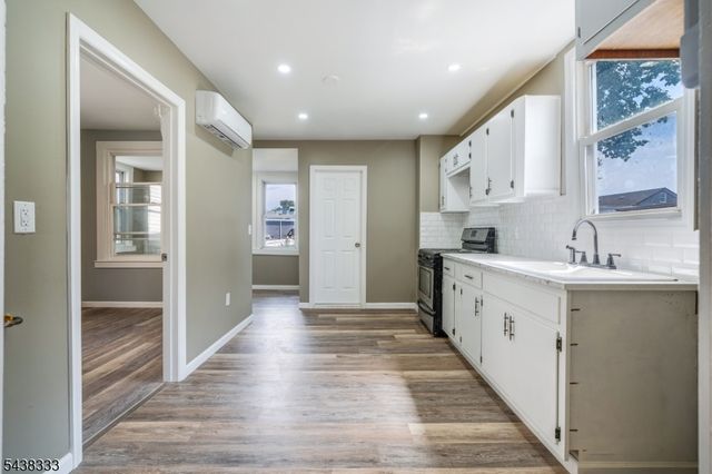 84 Heckel St, Belleville Twp., NJ 07109