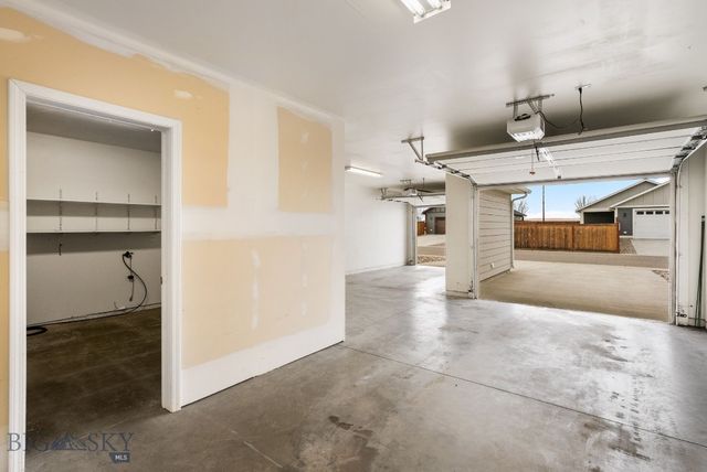 314 Farmall Lane, Manhattan, MT 59741