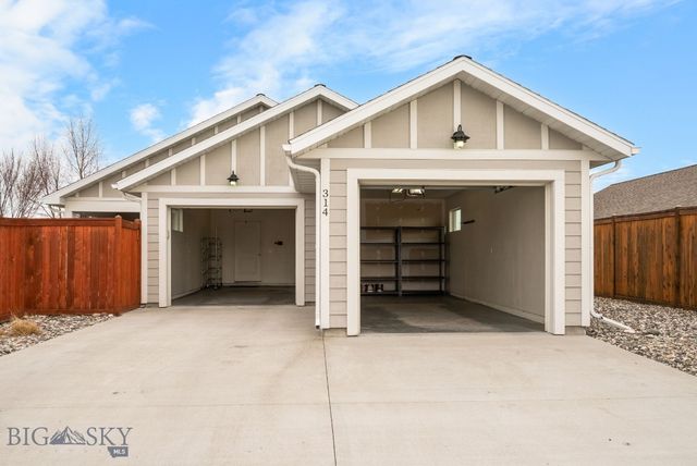314 Farmall Lane, Manhattan, MT 59741