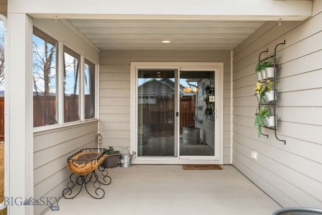 314 Farmall Lane, Manhattan, MT 59741