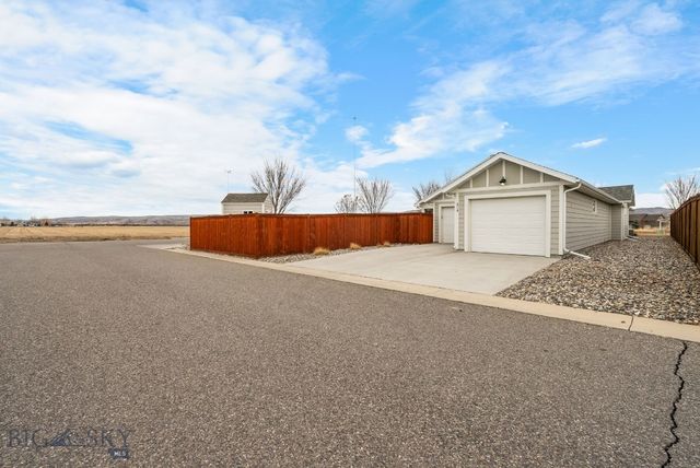 314 Farmall Lane, Manhattan, MT 59741