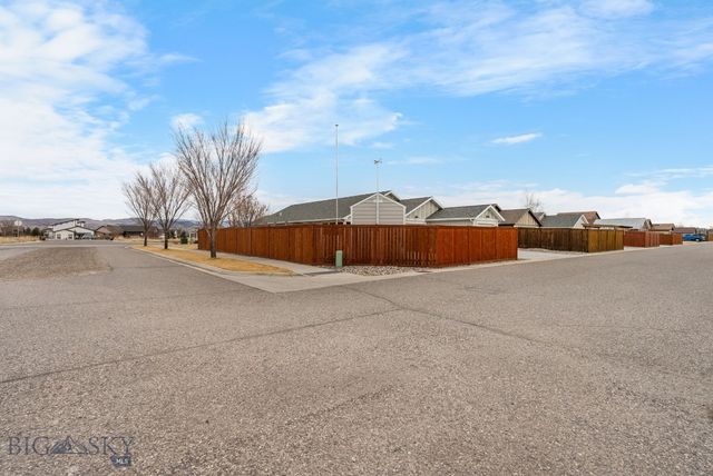 314 Farmall Lane, Manhattan, MT 59741
