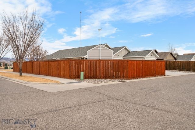 314 Farmall Lane, Manhattan, MT 59741