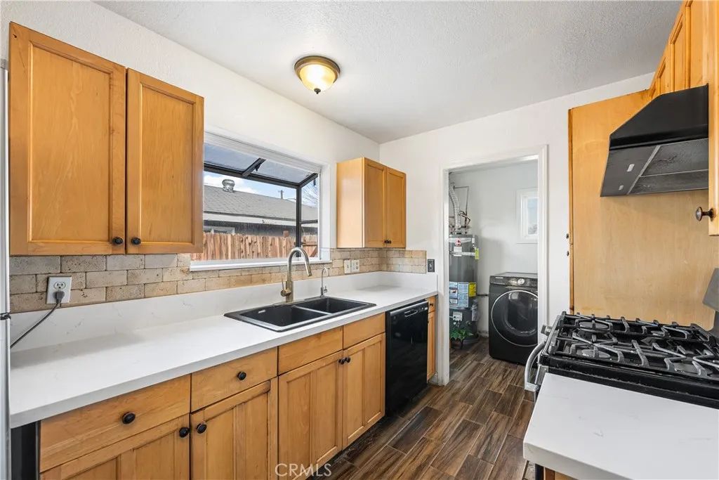 45323 Andale Avenue, Lancaster, CA 93535