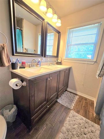 2015 Willard Drive, Altus, OK 73521