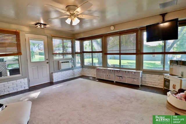 11635 Ruggles Street, Omaha, NE 68164