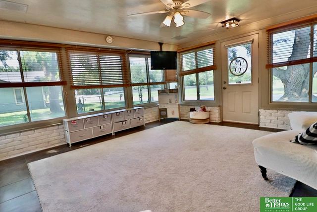 11635 Ruggles Street, Omaha, NE 68164