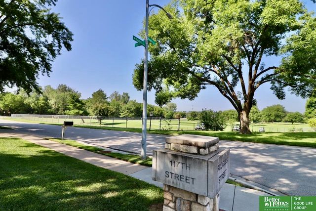 11635 Ruggles Street, Omaha, NE 68164