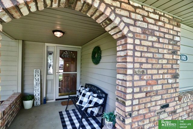 11635 Ruggles Street, Omaha, NE 68164