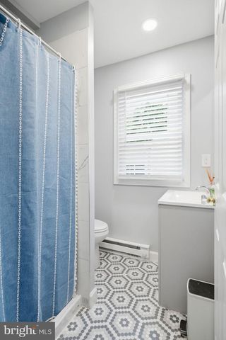 217 ROCK GLEN RD, Wynnewood, PA 19096