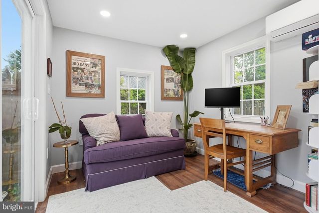 217 ROCK GLEN RD, Wynnewood, PA 19096
