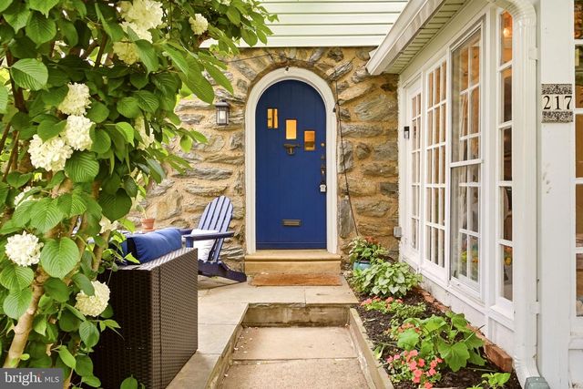217 ROCK GLEN RD, Wynnewood, PA 19096