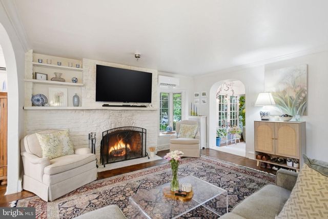 217 ROCK GLEN RD, Wynnewood, PA 19096
