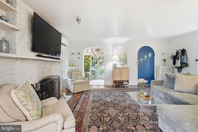217 ROCK GLEN RD, Wynnewood, PA 19096