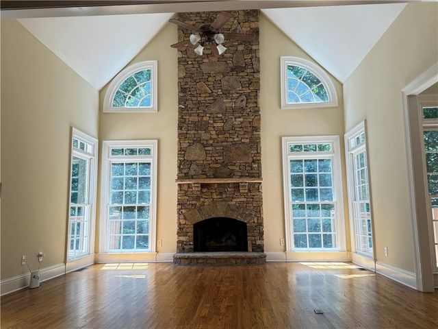 2473 Kirk Lane NW, Kennesaw, GA 30152