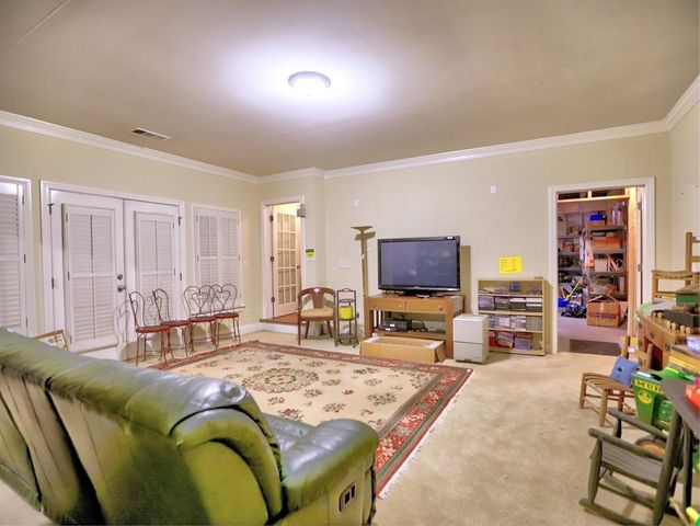 2473 Kirk Lane NW, Kennesaw, GA 30152