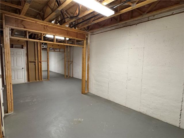 2473 Kirk Lane NW, Kennesaw, GA 30152