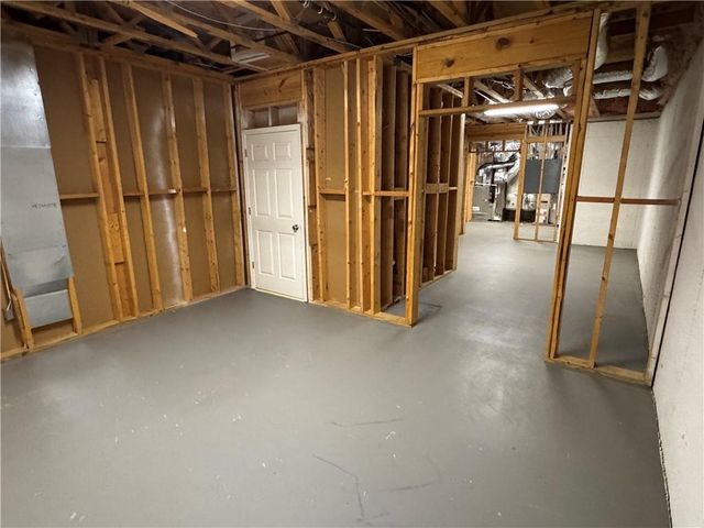 2473 Kirk Lane NW, Kennesaw, GA 30152