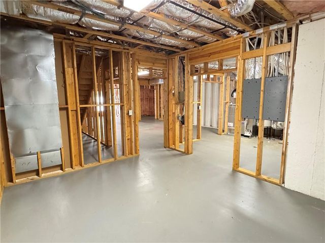 2473 Kirk Lane NW, Kennesaw, GA 30152