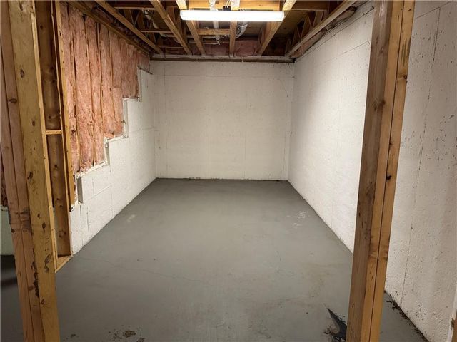 2473 Kirk Lane NW, Kennesaw, GA 30152