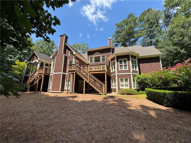 2473 Kirk Lane NW, Kennesaw, GA 30152