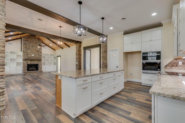 1120 Victoria Lee Way, Jonesborough, TN 37659