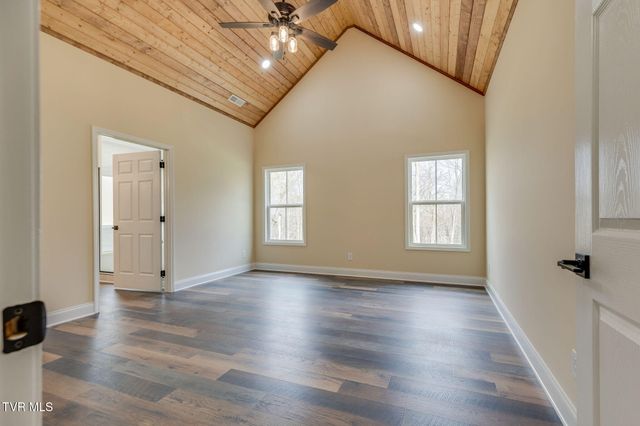 1120 Victoria Lee Way, Jonesborough, TN 37659