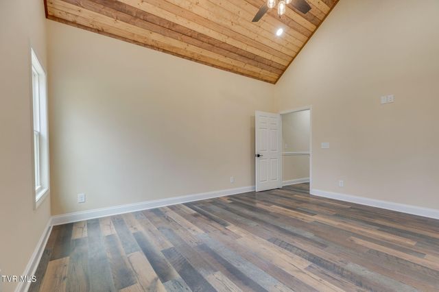 1120 Victoria Lee Way, Jonesborough, TN 37659