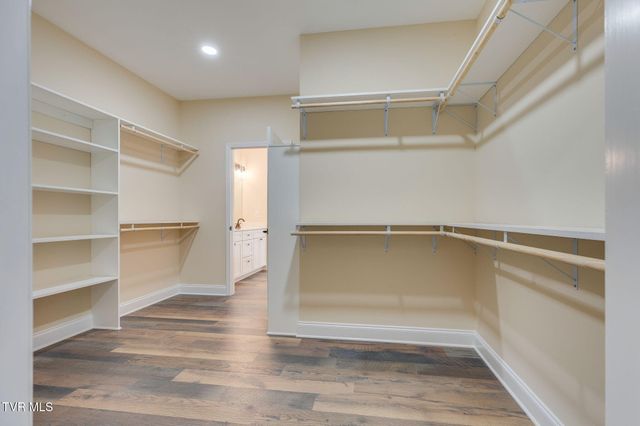 1120 Victoria Lee Way, Jonesborough, TN 37659