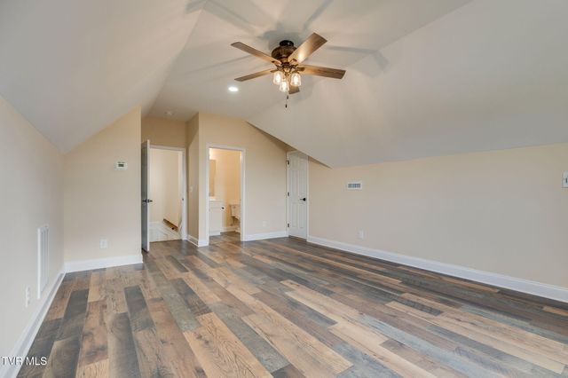 1120 Victoria Lee Way, Jonesborough, TN 37659