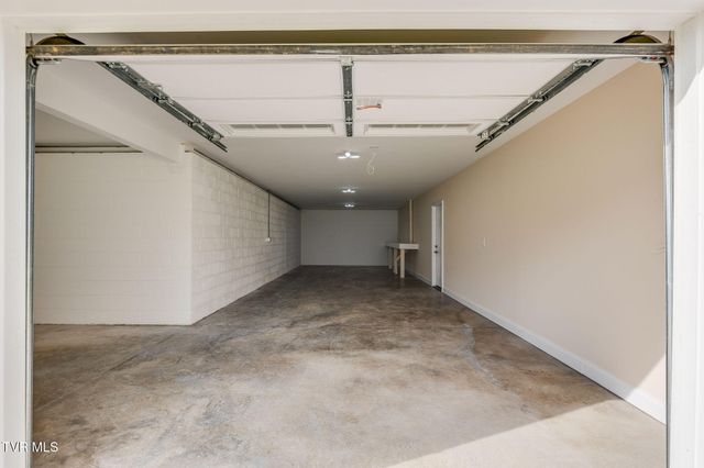 1120 Victoria Lee Way, Jonesborough, TN 37659