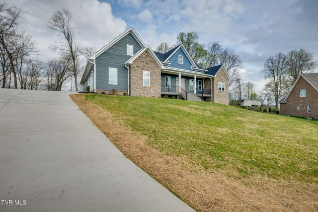1120 Victoria Lee Way, Jonesborough, TN 37659