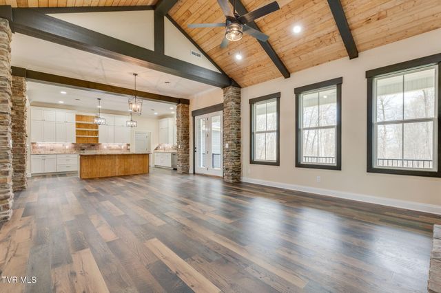 1120 Victoria Lee Way, Jonesborough, TN 37659