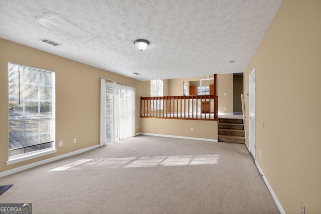 106 Gatwick Court, Riverdale, GA 30274