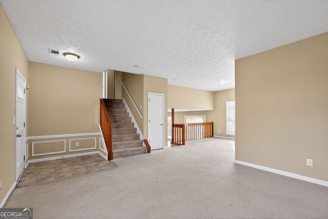 106 Gatwick Court, Riverdale, GA 30274