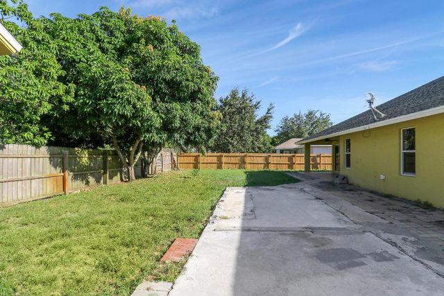 709 NW North Macedo Boulevard, Port St. Lucie, Port St Lucie, FL 34983