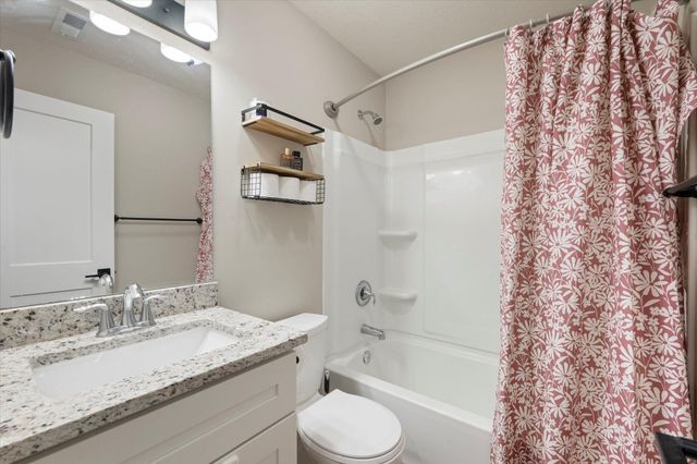 506 CURTIS Street, Council Bluffs, IA 51503