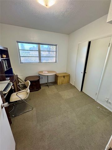 724 Garden Ct, Plantation, FL 33317