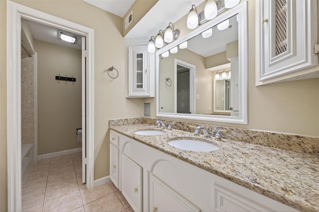 2815 Bermuda Dunes Drive, Missouri City, TX 77459
