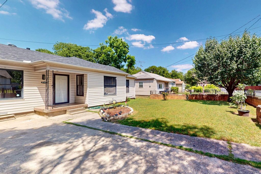 6725 Lovett Avenue, Dallas, TX 75227