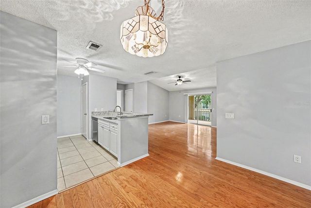 9481 HIGHLAND OAK DRIVE 1416, Tampa, FL 33647