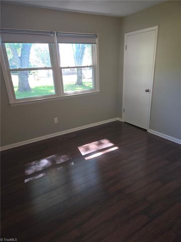 236 Badgett Avenue, Mount Airy, NC 27030