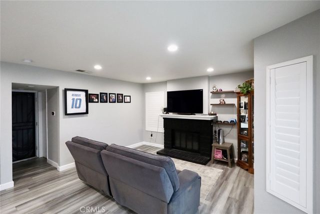 2804 Rippling Brook, Ontario, CA 91761