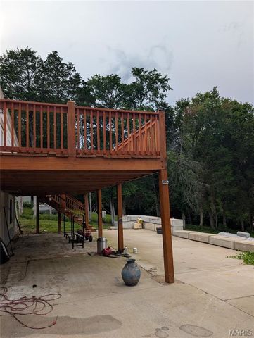 6033 Clearview Drive, House Springs, MO 63051