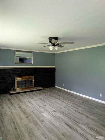 6033 Clearview Drive, House Springs, MO 63051